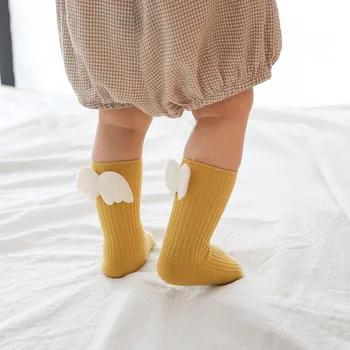 Чорапи за малки момичета, Сладък Меки Чорапи от памук за 0-24 м, до коляното Чорапи Принцеса с Крила на пеперуда, Дрехи за Малките Момичета, Аксесоари